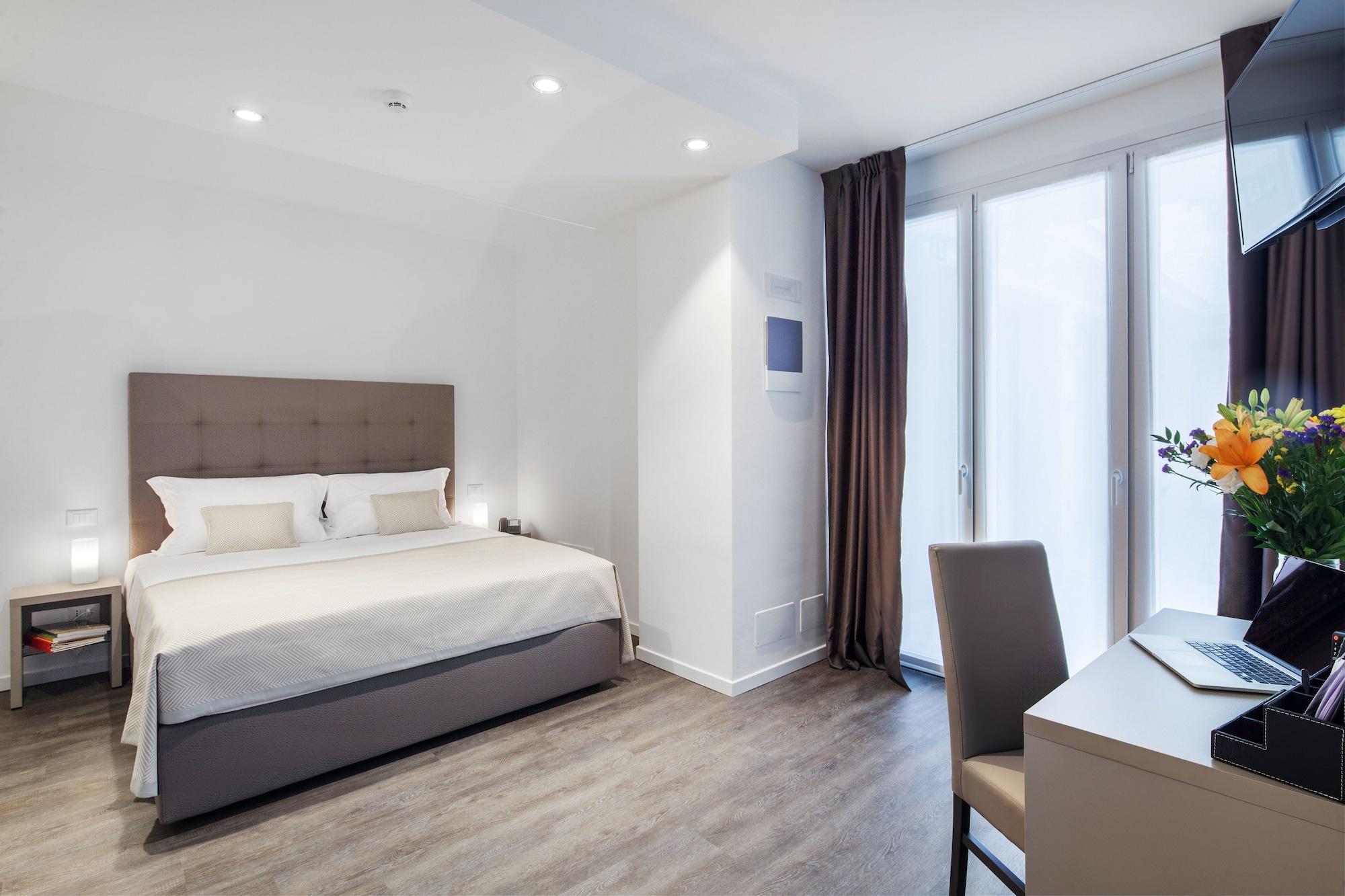 Hotel Studio Inn Centrale & Milano Urban Padel Exteriör bild