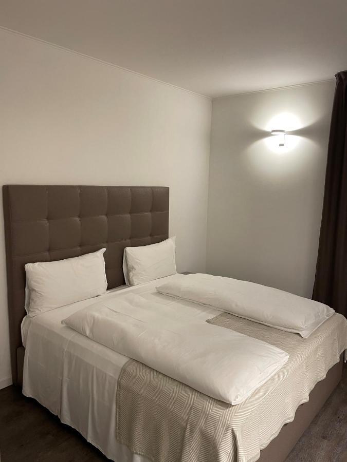 Hotel Studio Inn Centrale & Milano Urban Padel Exteriör bild
