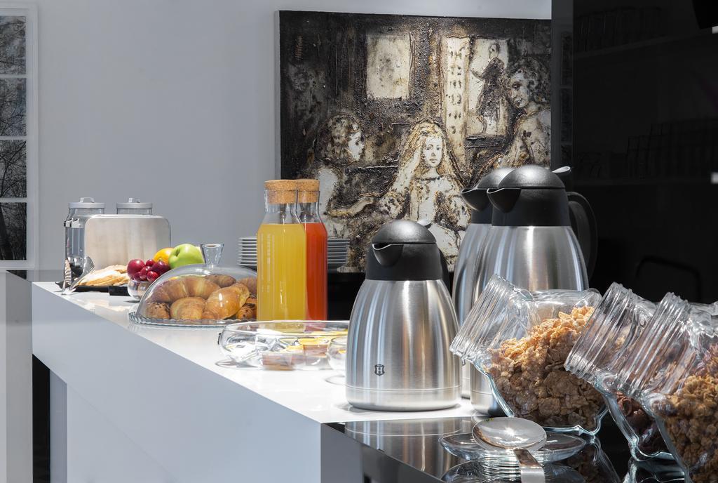 Hotel Studio Inn Centrale & Milano Urban Padel Exteriör bild