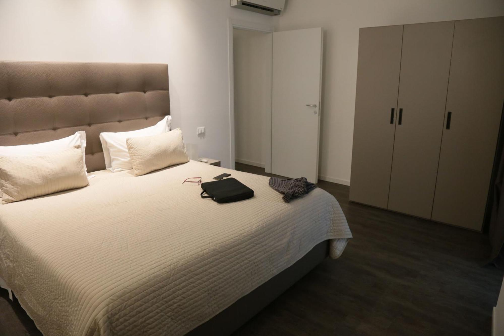 Hotel Studio Inn Centrale & Milano Urban Padel Exteriör bild