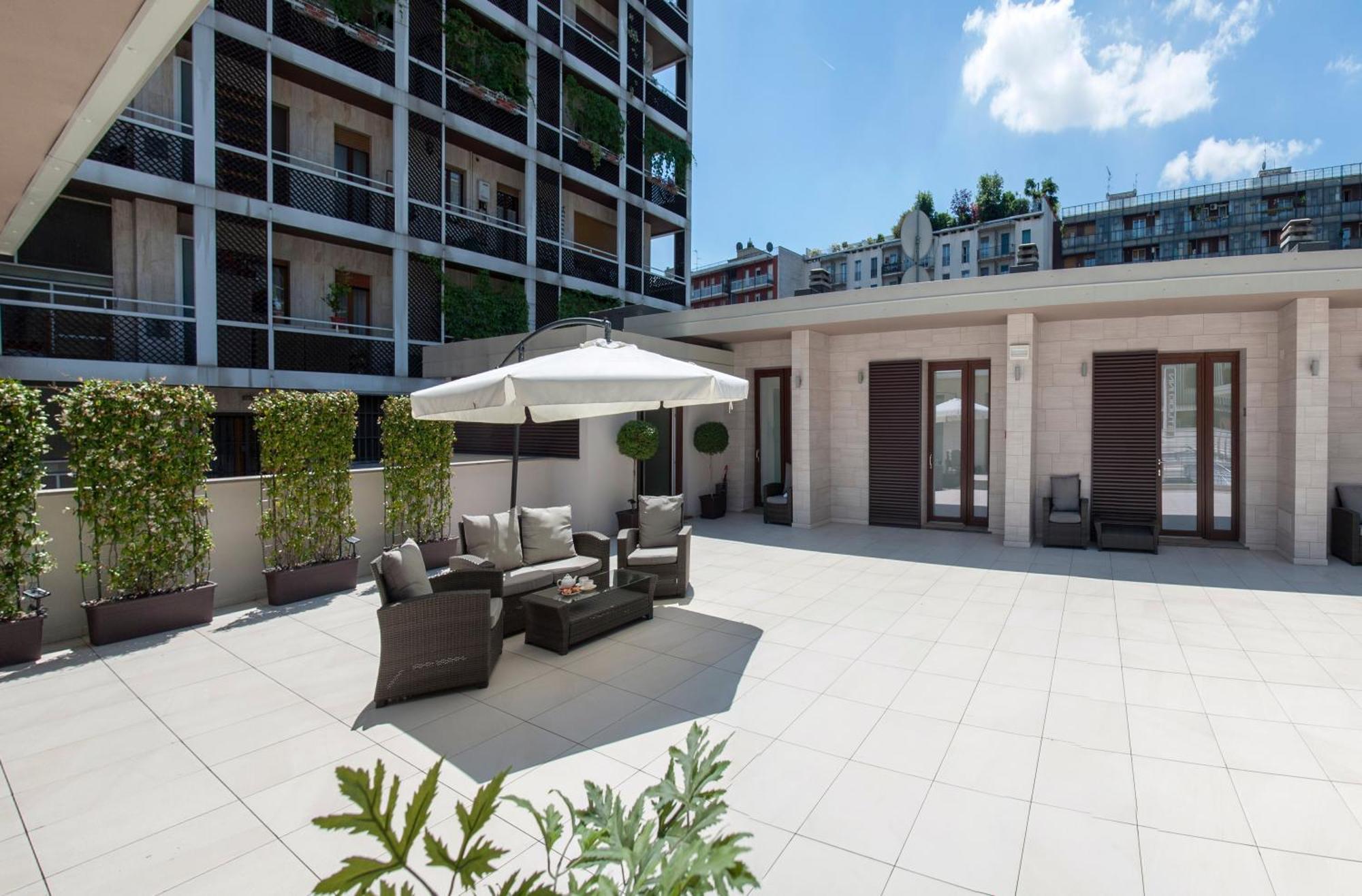 Hotel Studio Inn Centrale & Milano Urban Padel Exteriör bild