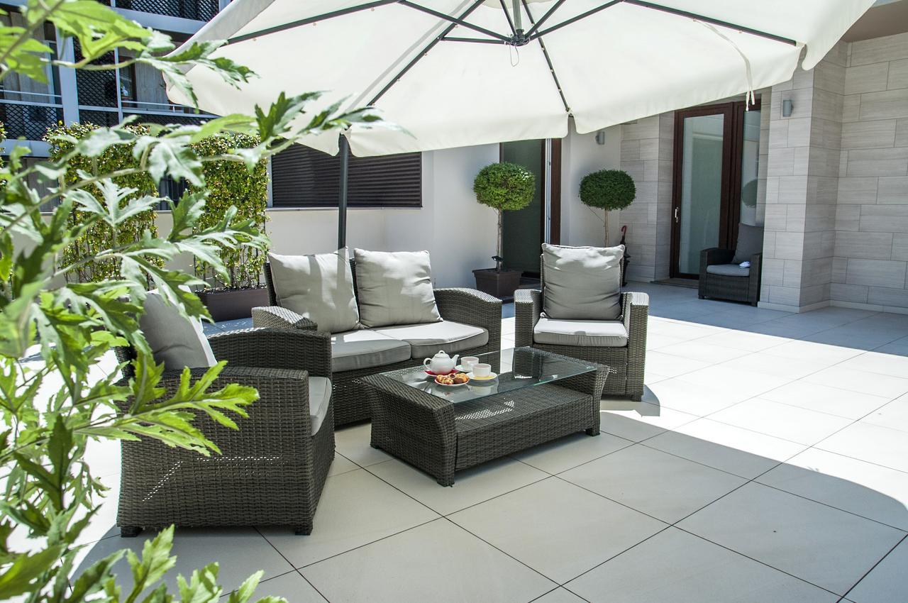 Hotel Studio Inn Centrale & Milano Urban Padel Exteriör bild